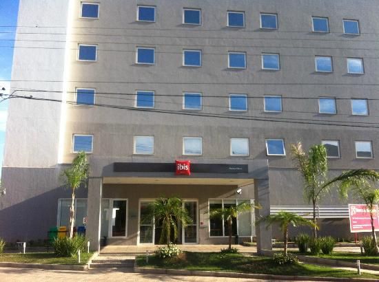 HOTEL IBIS